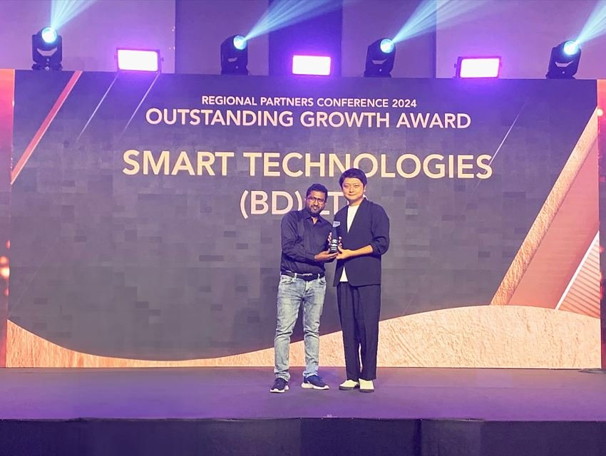 Smart Technologies received Canon Outstanding Growth award