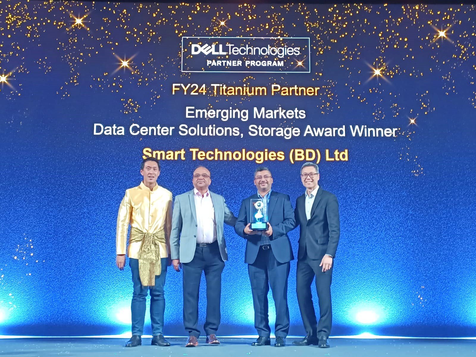 Smart Technologies Recognized as Best Performer at Dell South Asia Partner Summit 2024